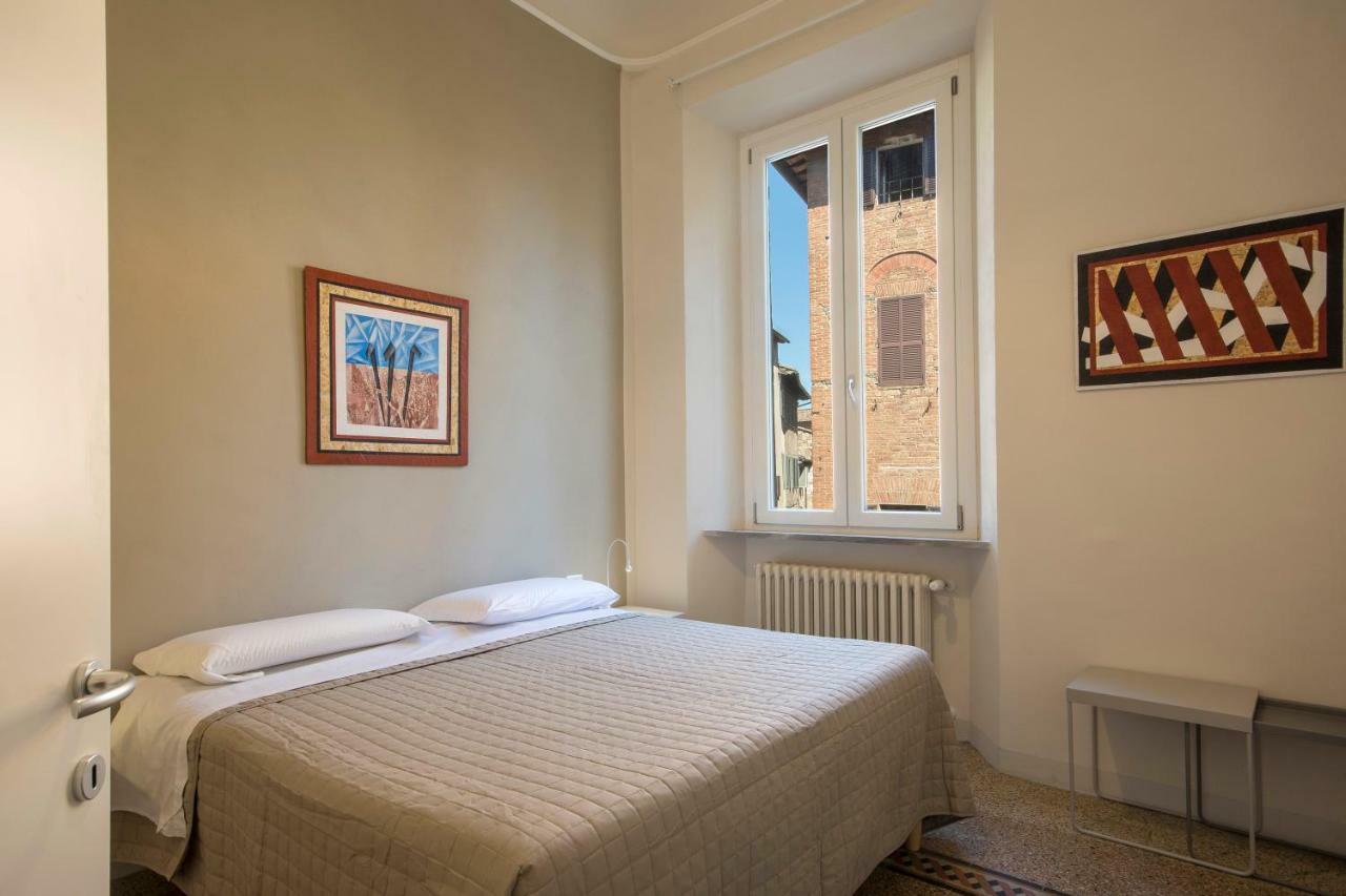 Piazza Paradiso Accommodation Siena Kültér fotó